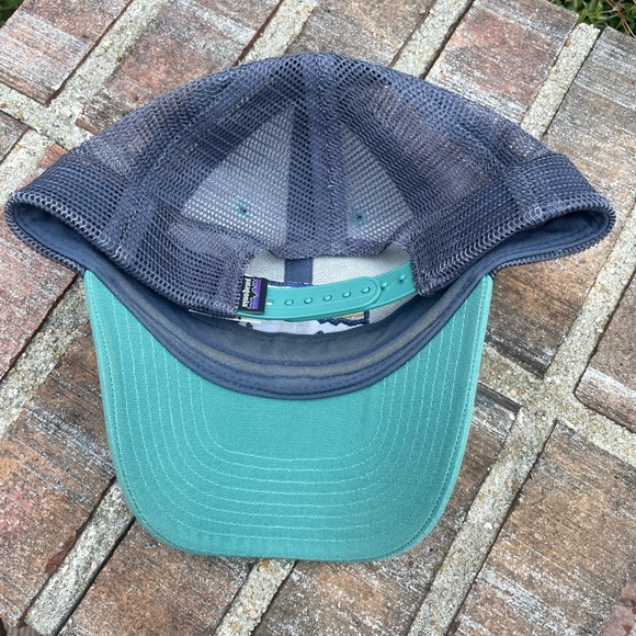 Patagonia Hat (unisex) - Picture 2 of 3